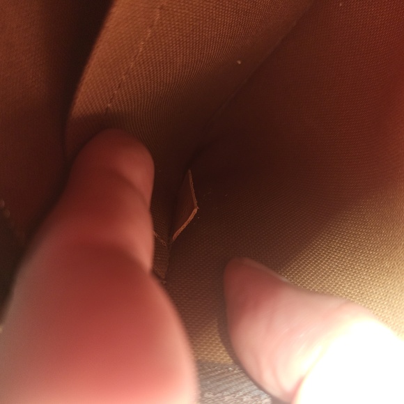 Louis Vuitton Pochette Pouch - Picture 12 of 15